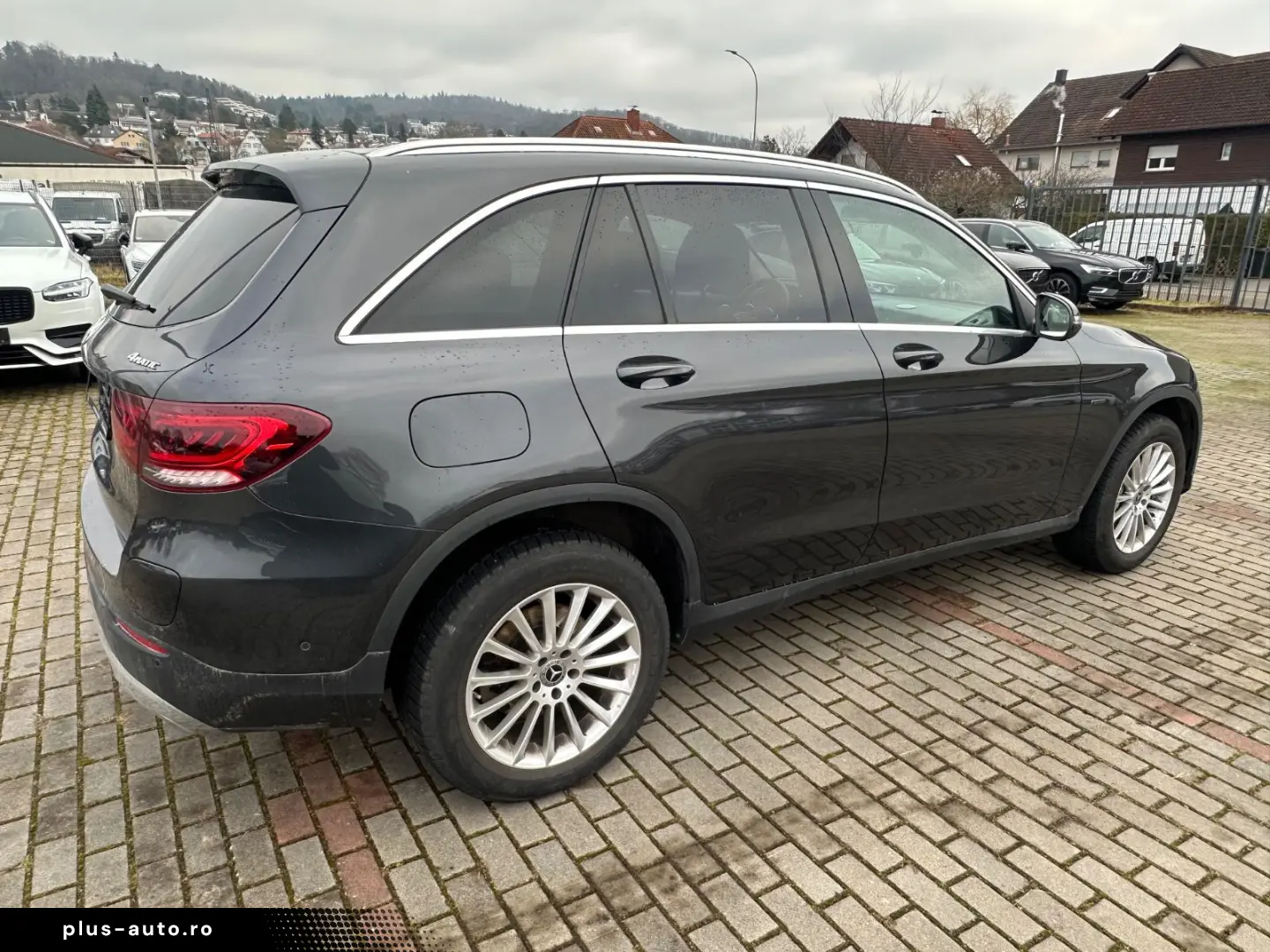 MERCEDES-BENZ GLC 300 e 4M Virtual 19  Burmester