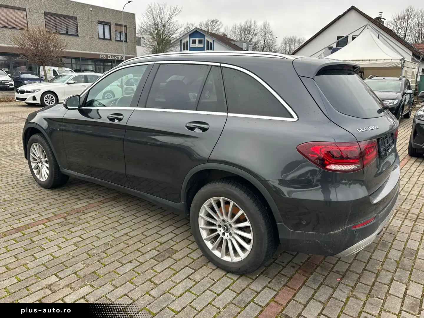 MERCEDES-BENZ GLC 300 e 4M Virtual 19  Burmester