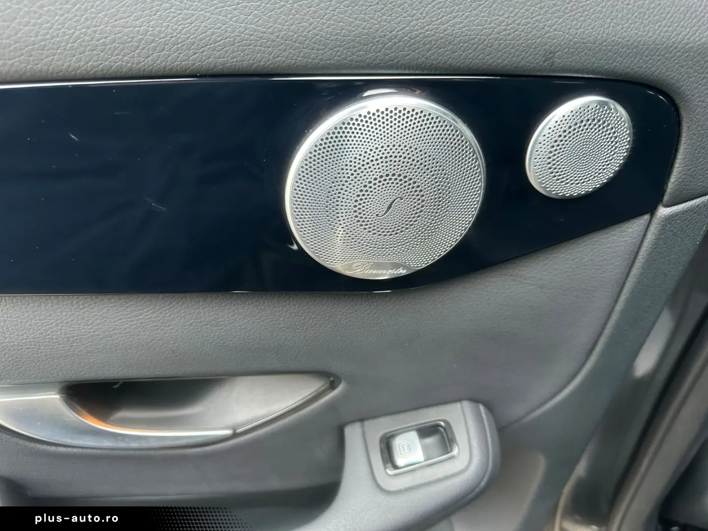 MERCEDES-BENZ GLC 300 e 4M Virtual 19  Burmester