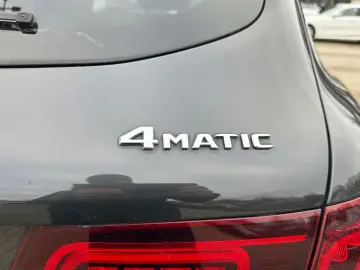 MERCEDES-BENZ GLC 300 e 4M Virtual 19  Burmester