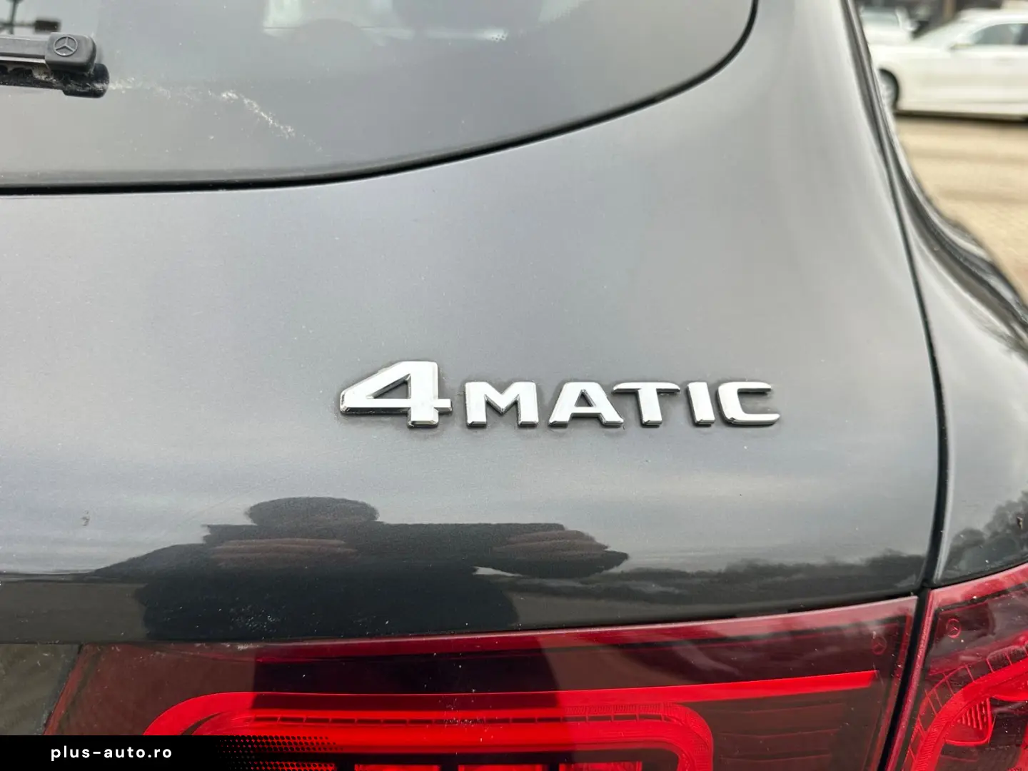 MERCEDES-BENZ GLC 300 e 4M Virtual 19  Burmester