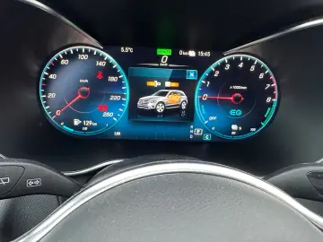 MERCEDES-BENZ GLC 300 e 4M Virtual 19  Burmester