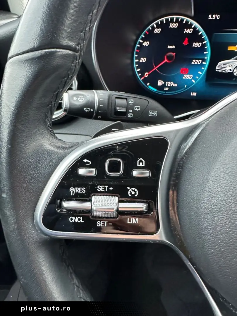 MERCEDES-BENZ GLC 300 e 4M Virtual 19  Burmester