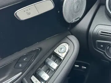 MERCEDES-BENZ GLC 300 e 4M Virtual 19  Burmester