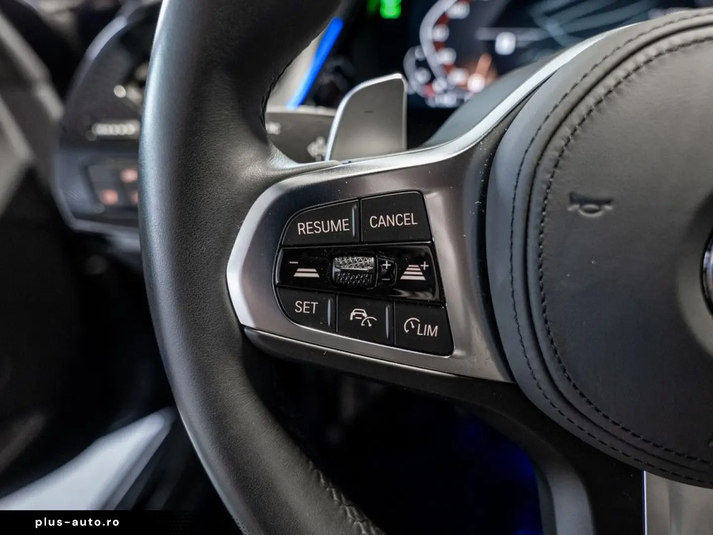 BMW Z4 40i FACEL. HUD LED ACC W-LAN NAVI H K KAMERA