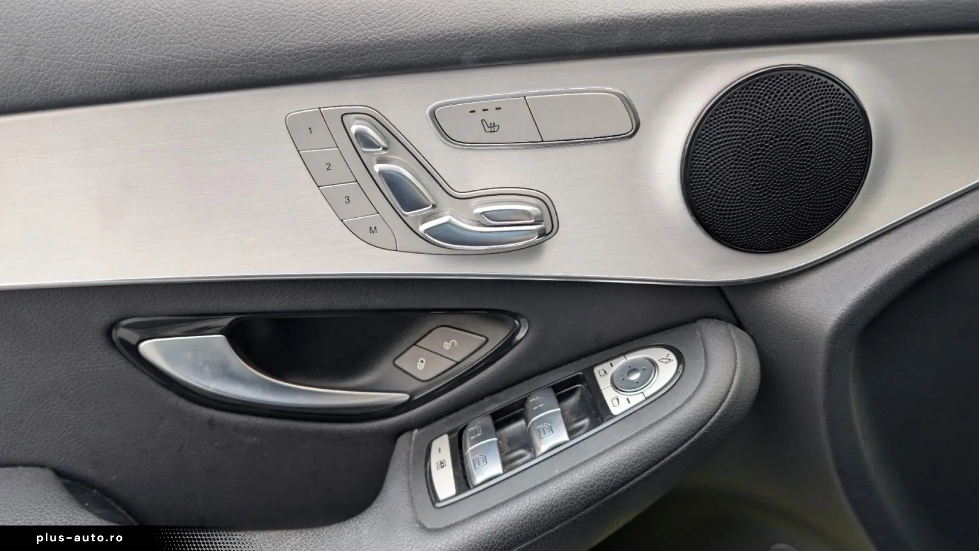 MERCEDES-BENZ GLC 300e 4Matic Kamera Business Sound