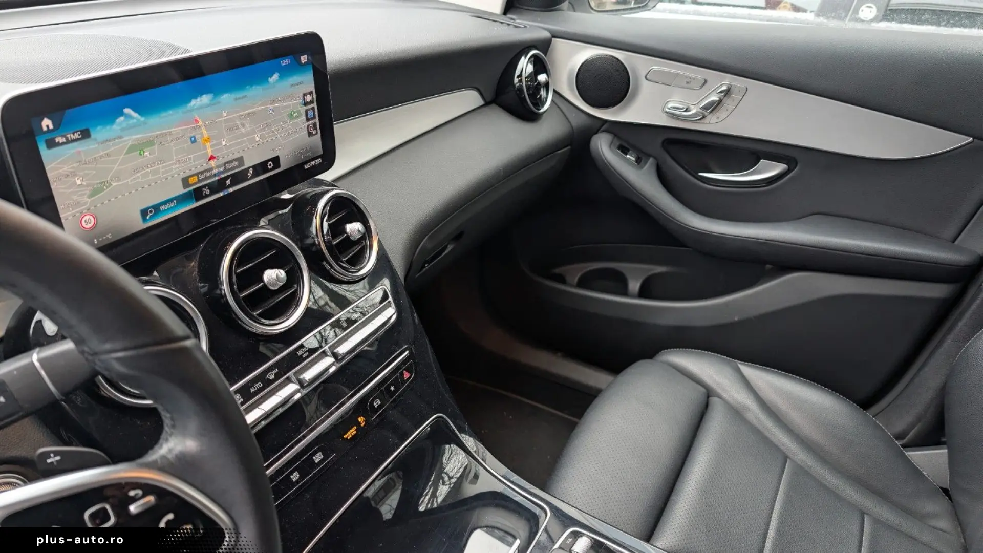 MERCEDES-BENZ GLC 300e 4Matic Kamera Business Sound