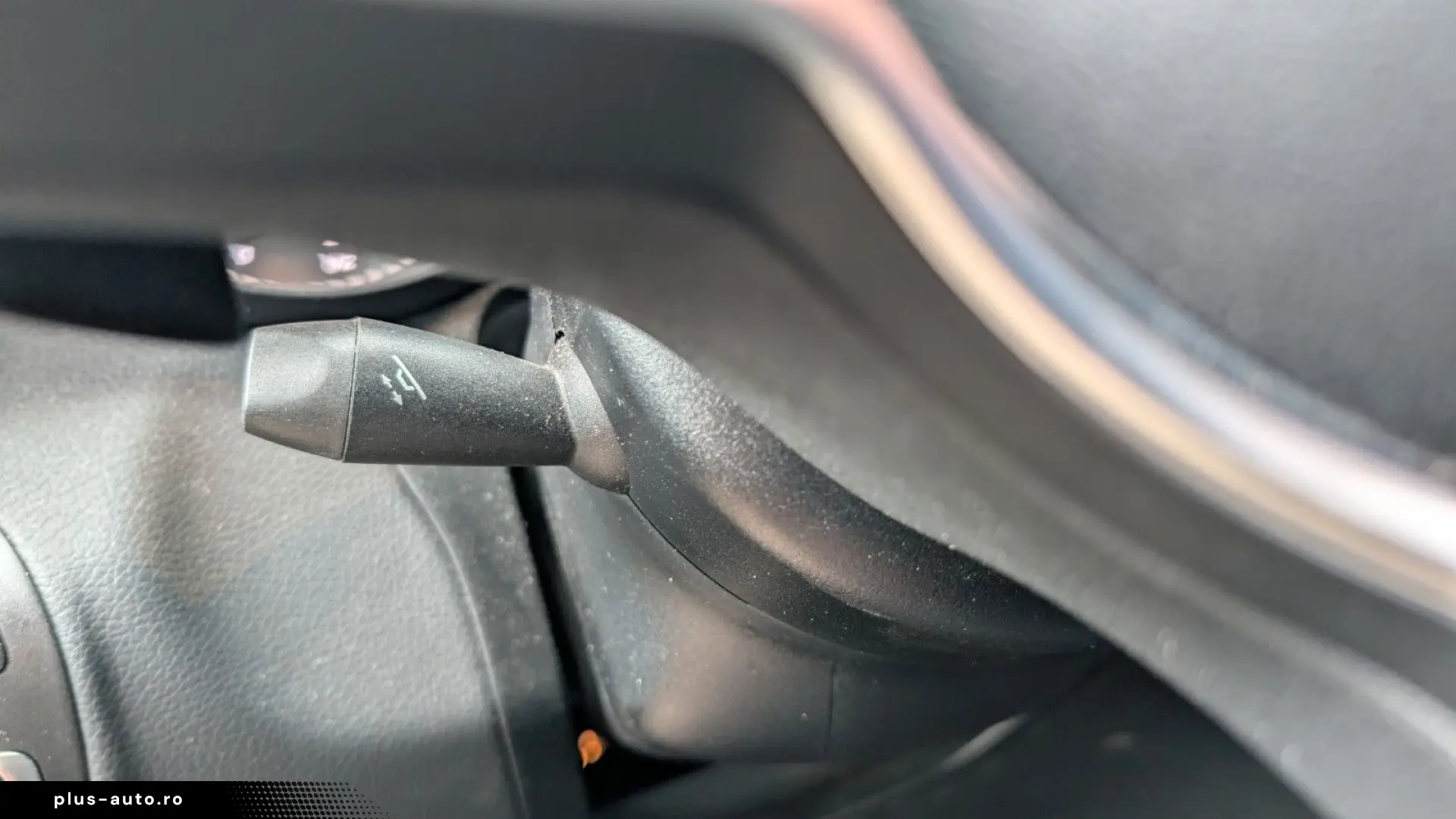 MERCEDES-BENZ GLC 300e 4Matic Kamera Business Sound