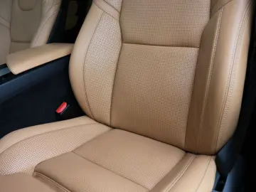 VOLVO XC60 T6 AWD Inscript. ACC 360  B&W HUD 4xSHZ SBL