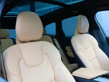 VOLVO XC60 T6 AWD Inscript. ACC 360  B&W HUD 4xSHZ SBL