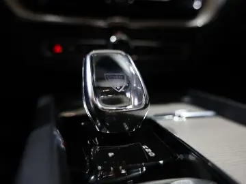 VOLVO XC60 AWD P-HEV INSCRIPTION RECHARGE XENIUM