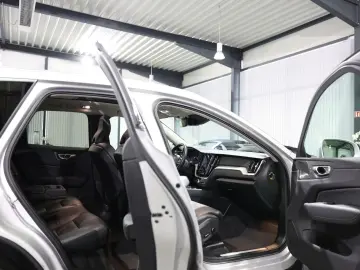 VOLVO XC60 AWD P-HEV INSCRIPTION RECHARGE XENIUM