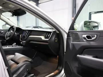 VOLVO XC60 AWD P-HEV INSCRIPTION RECHARGE XENIUM