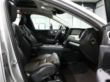 VOLVO XC60 AWD P-HEV INSCRIPTION RECHARGE XENIUM