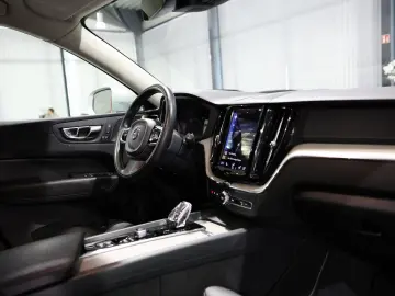 VOLVO XC60 AWD P-HEV INSCRIPTION RECHARGE XENIUM