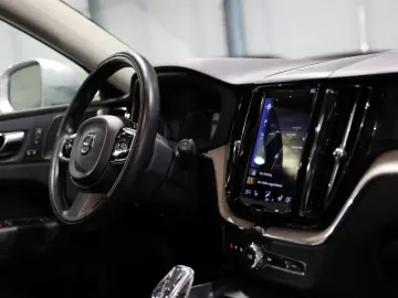 VOLVO XC60 AWD P-HEV INSCRIPTION RECHARGE XENIUM