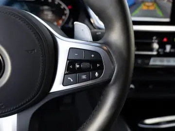 BMW Z4 40i LED HUD ACC NAVI KAMERA LEDER KEYLESS