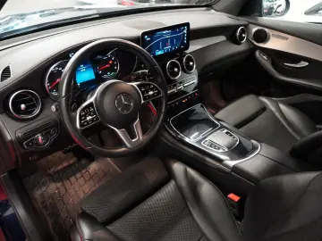 MERCEDES-BENZ GLC 300 EQ 4Matic Exlusive LED Standheiz