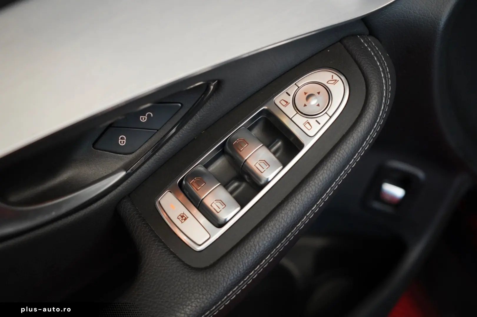 MERCEDES-BENZ GLC 300 EQ 4Matic Exlusive LED Standheiz