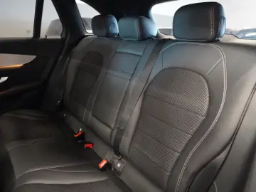 MERCEDES-BENZ GLC 300 EQ 4Matic Exlusive LED Standheiz