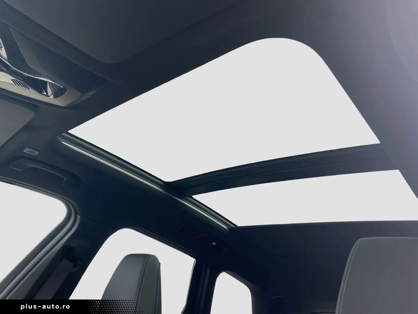 BMW X1 sDrive18d    M-Sport ACC AHK PanoSD SpurAss