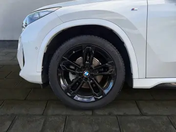 BMW X1 20d xDrive M Sport MASSAGE ADAPTLED PANO HUD