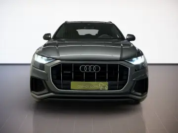 AUDI Q8 S-LINE QUATTRO 55TFSIe 380PS.MATRIX.NAVI.AHK.