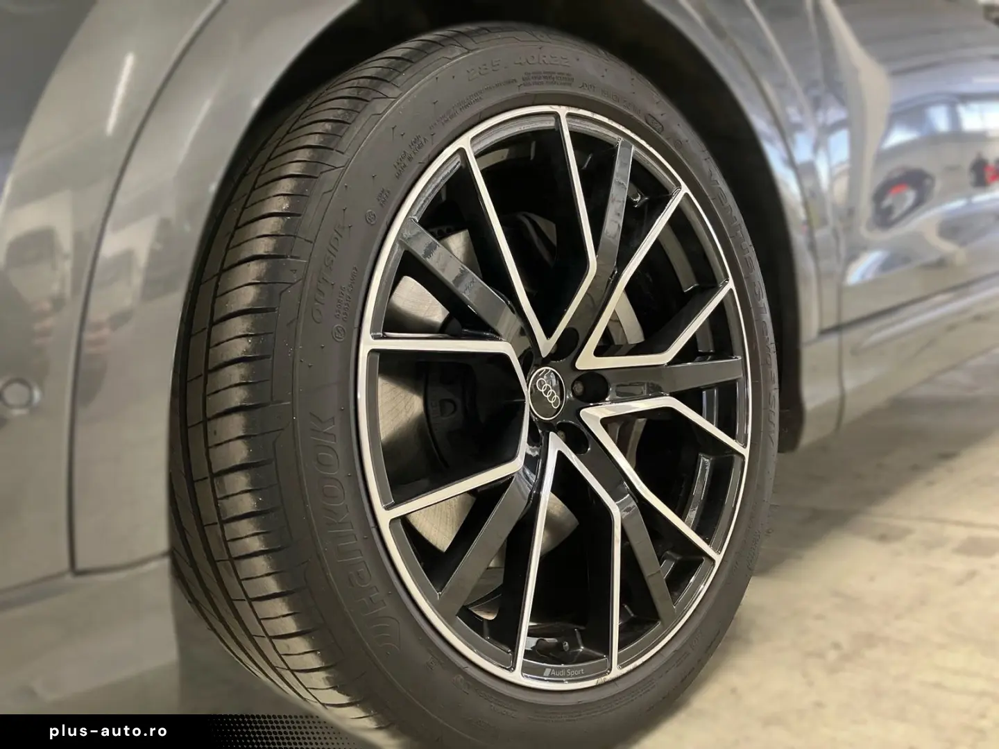 AUDI Q8 S-LINE QUATTRO 55TFSIe 380PS.MATRIX.NAVI.AHK.