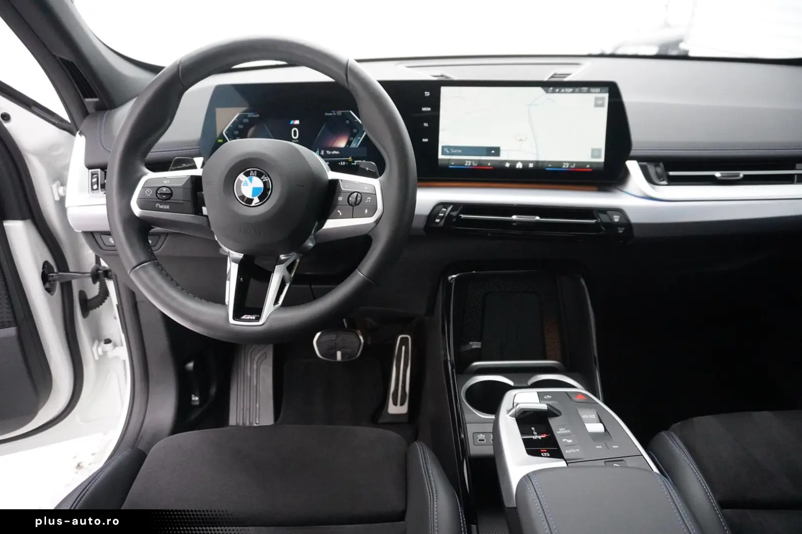 BMW X1 sDrive20d M Sport Glasdach AHK HarmanKardon S