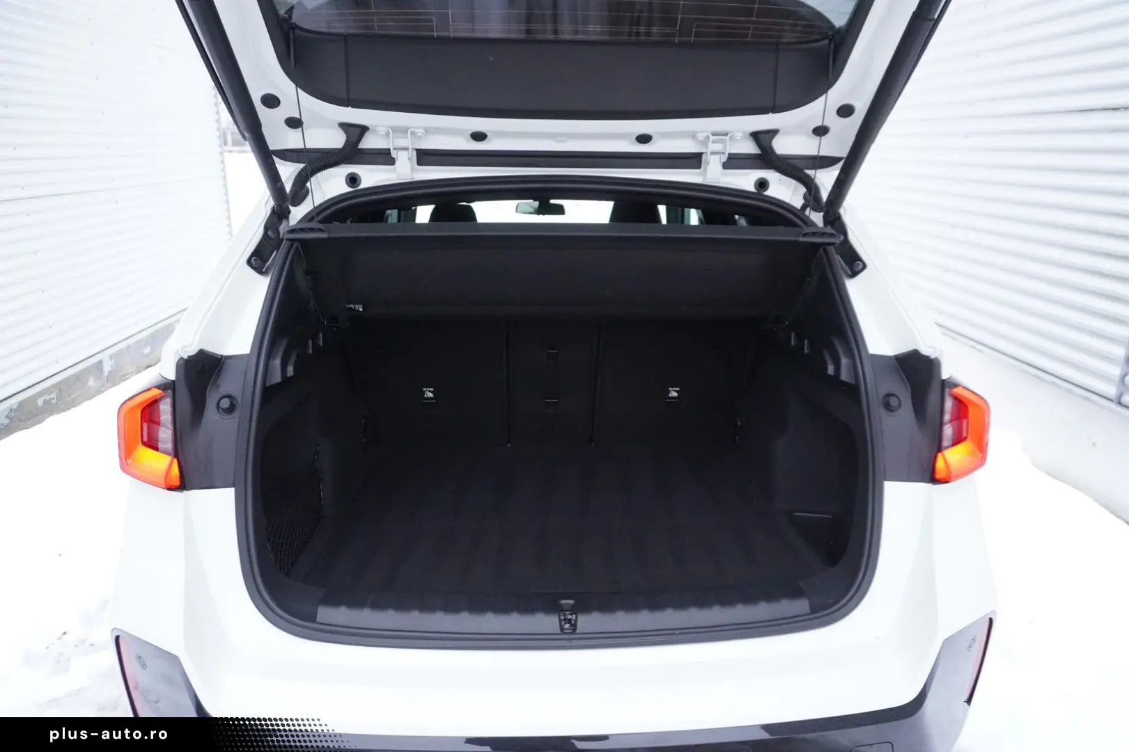 BMW X1 sDrive20d M Sport Glasdach AHK HarmanKardon S