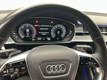 AUDI A8 Lang 50 TDI qu tip Air B&O Matrix Virtual Nav