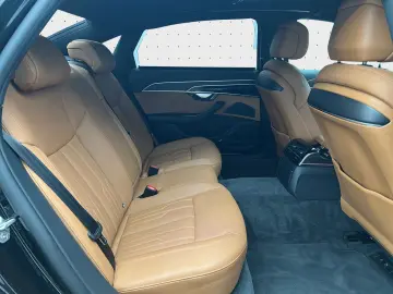 AUDI A8 Lang 50 TDI qu tip Air B&O Matrix Virtual Nav