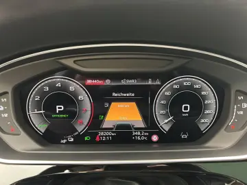 AUDI A8 60 TFSIe Lang qu tip Air B&O HUD Pano LED Vir