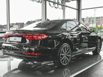 AUDI A8 50 TDI S line Matrix Pano AHK B&O
