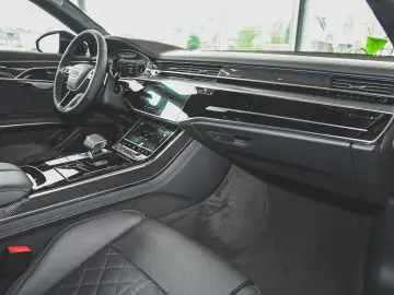 AUDI A8 50 TDI S line Matrix Pano AHK B&O