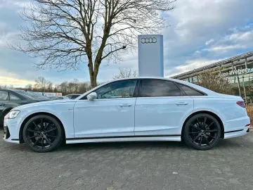 AUDI A8 60TFSI qu. S LINE BLACK PANO B&O ADV. CARBON