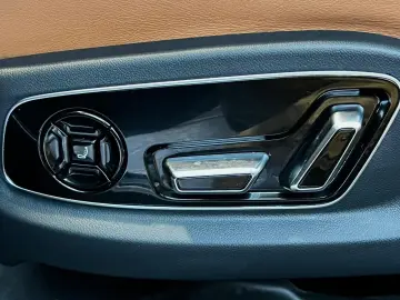 AUDI A8 quattro 3.0 TDI  S-Line Matrix Head-Up Pano