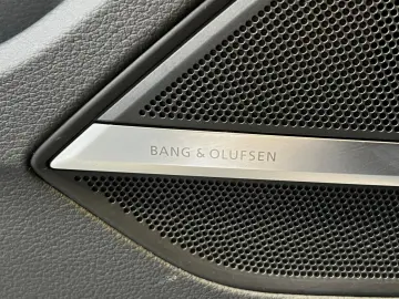 AUDI A8 quattro 3.0 TDI  S-Line Matrix Head-Up Pano