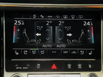 AUDI A8 quattro 3.0 TDI  S-Line Matrix Head-Up Pano