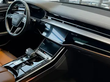 AUDI A8 quattro 3.0 TDI  S-Line Matrix Head-Up Pano