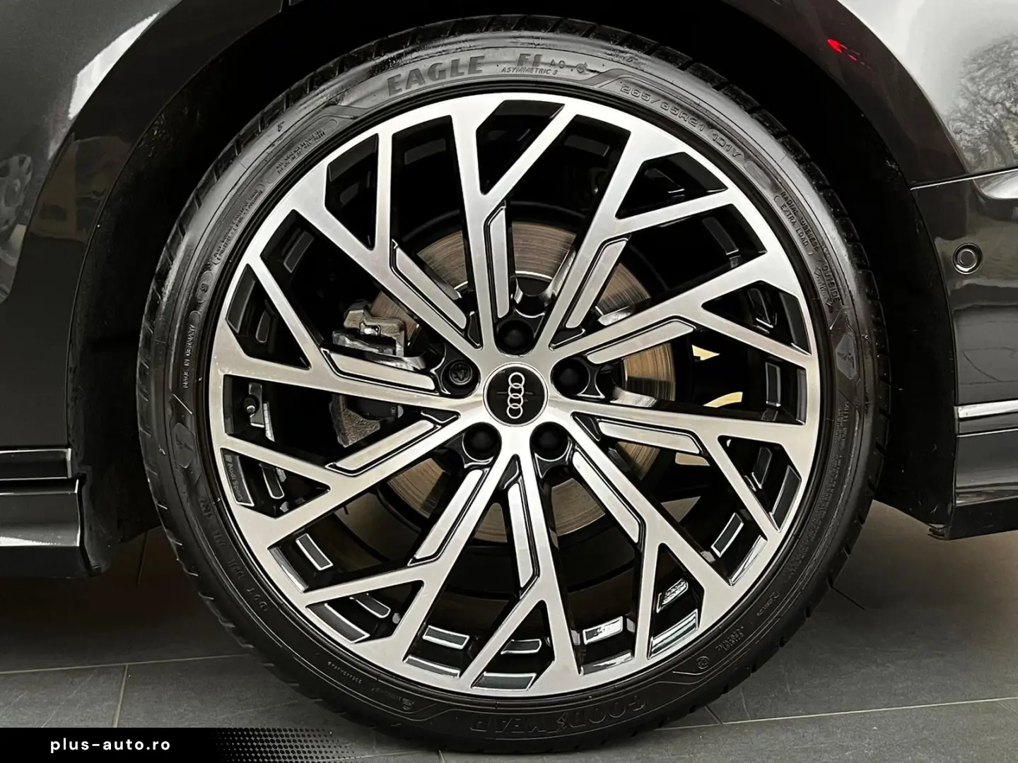 AUDI A8 quattro 3.0 TDI  S-Line Matrix Head-Up Pano