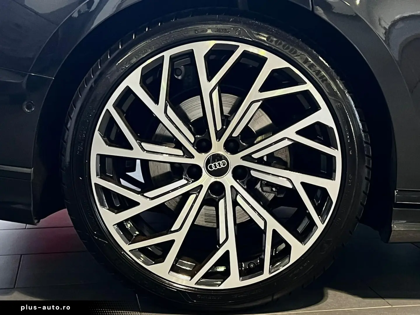 AUDI A8 quattro 3.0 TDI  S-Line Matrix Head-Up Pano