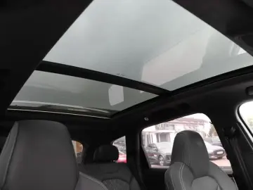 AUDI SQ7 TFSI LM22 Sports.  AHK Pano Laserl. B&O Allr