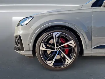 AUDI SQ7 TFSI competition  Pano S-Sitze STHZG HuD AHK