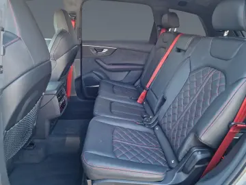 AUDI SQ7 TFSI competition  Pano S-Sitze STHZG HuD AHK