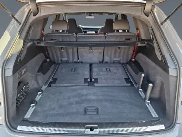 AUDI SQ7 TFSI competition  Pano S-Sitze STHZG HuD AHK