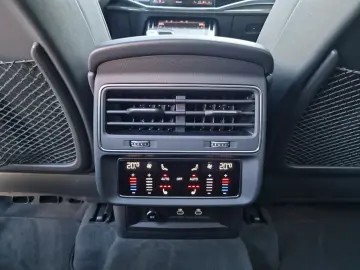 AUDI SQ7 TFSI competition  Pano S-Sitze STHZG HuD AHK