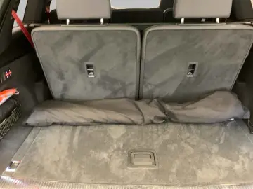 AUDI SQ7 7S  LASER STDHZ AHK LEDER HUD PANO B&O ACC