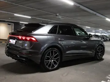 AUDI SQ8 TFSI quattro Pano Matrix LED AHK B&O 22''