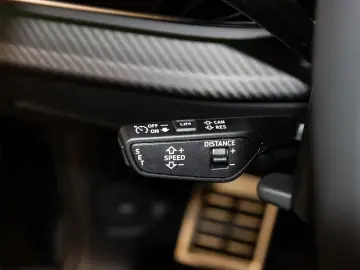 AUDI SQ8 TFSI quattro Pano Matrix LED AHK B&O 22''